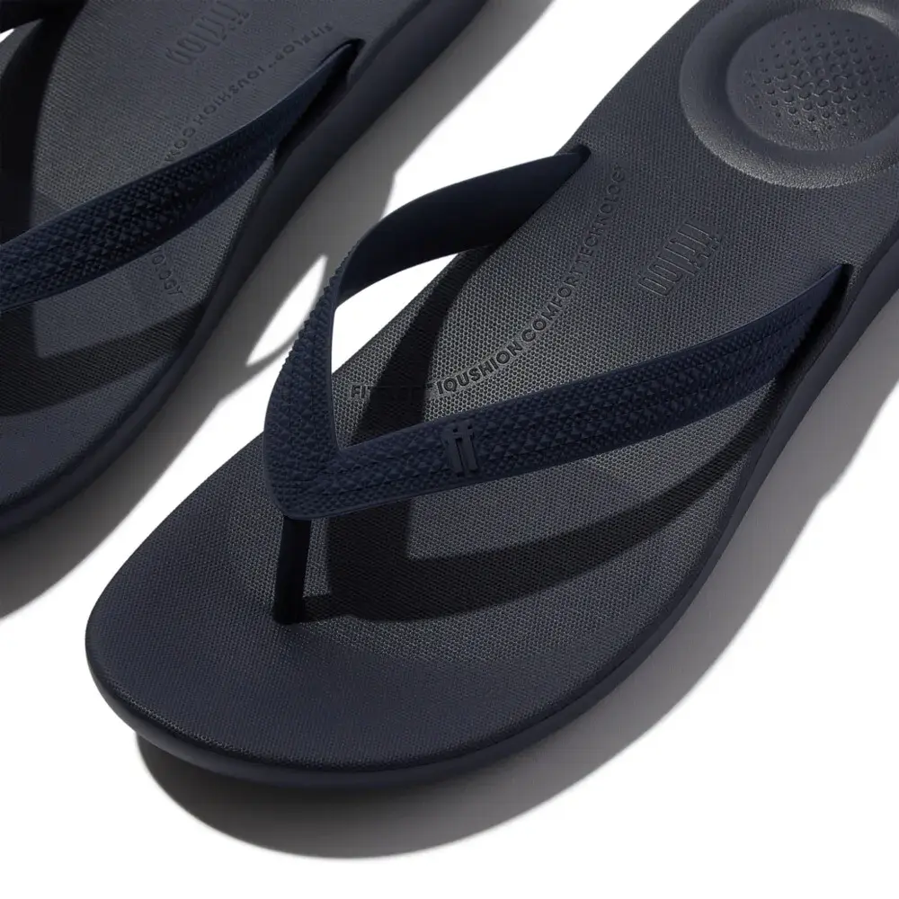fitflop mensiqushiontexturedstrapffblue mkp1093104828 3