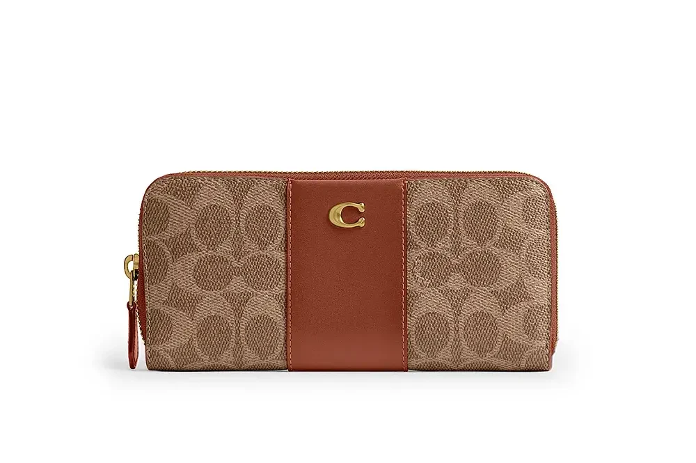 coach essentialslimaccordionzipwalletinsignaturecanvasmulti mkp1093135841 1