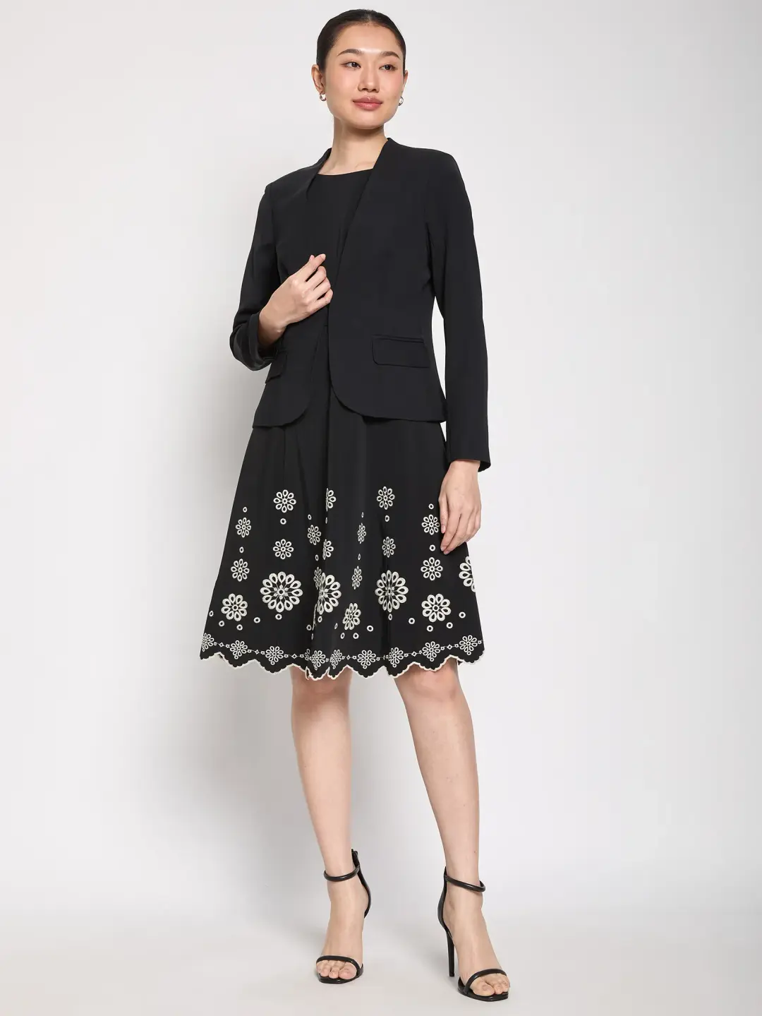 expressions womenblazercollarlessslimfitwithpocketdetail2607ecjk037black cds31011068 2